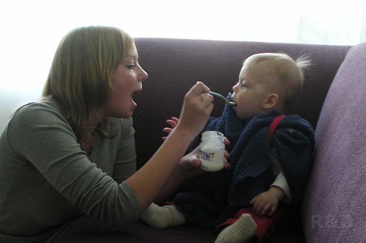 Imme 14 mei 2007 met Nienke (1).JPG